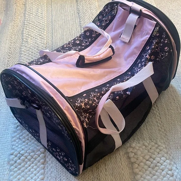 Pet Travel Bag - Picture 1 of 11